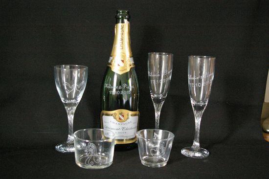 Objets personnalises par la gravure sur verre pour le salon du mariage de st paul 2015